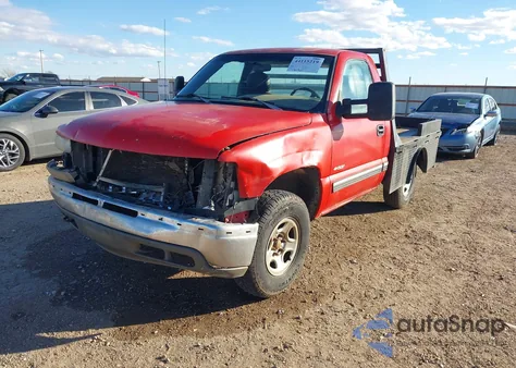 2000 Chevrolet Silverado 1500 z USA, uszkodzony, nr VIN 1GCEK14W4YZ111257